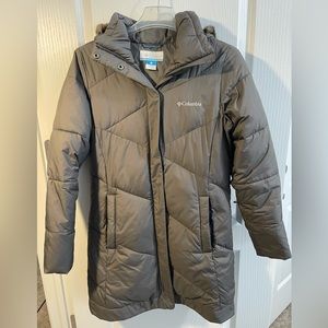 Women’s Gray Columbia Puffer Winter Coat
